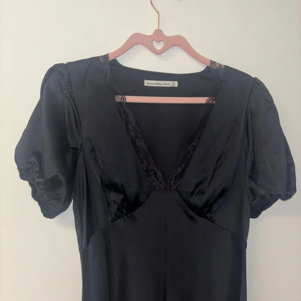 Abercrombie Fitch Black Lace Trim V Neck Puff Sleeve‎ Maxi Dress ST